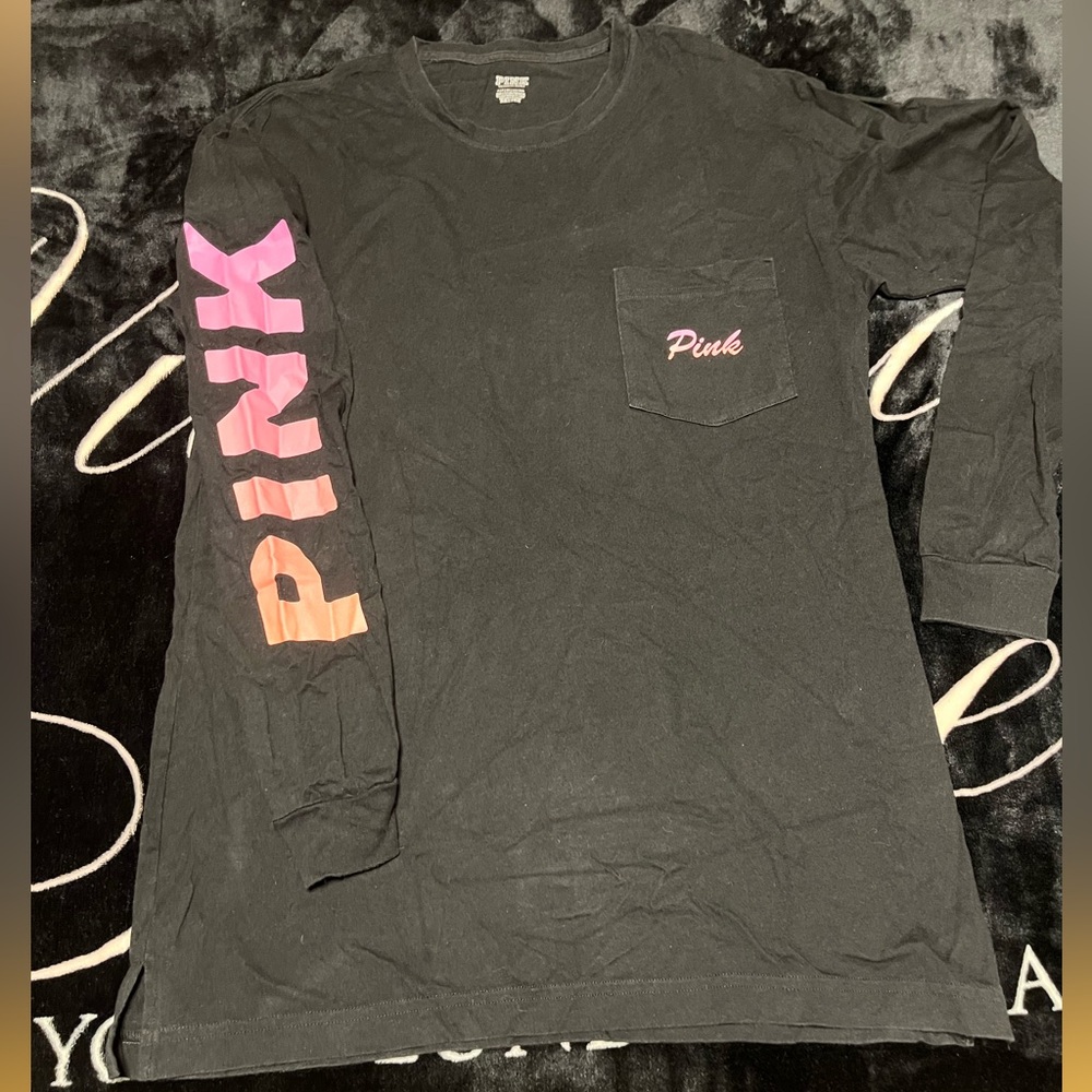 Victoria’s Secret PINK long sleeve Campus t shirt